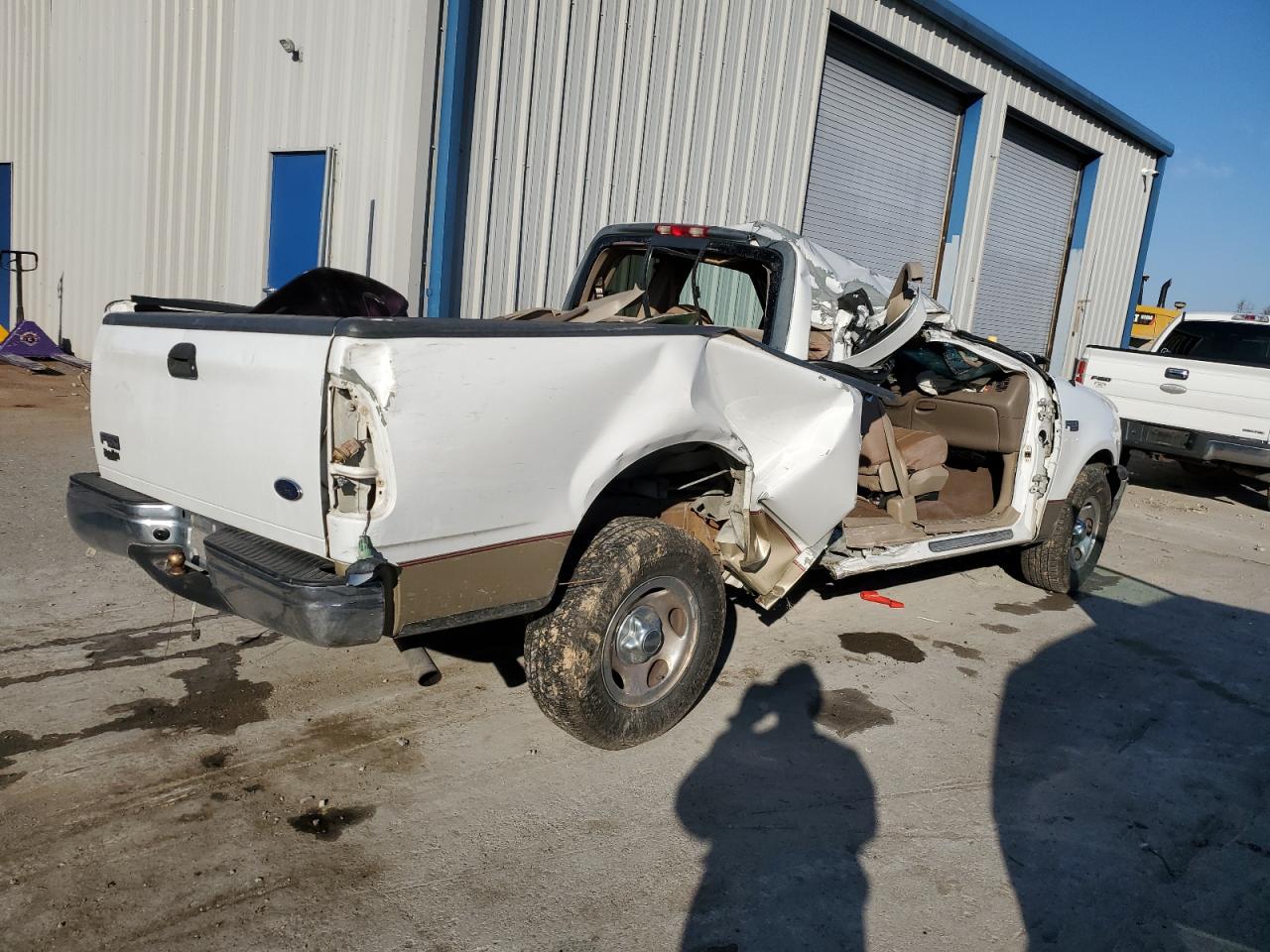 Image 3 of 2000 FORD F150  2000 with VIN 2FTZX1726YCB17022