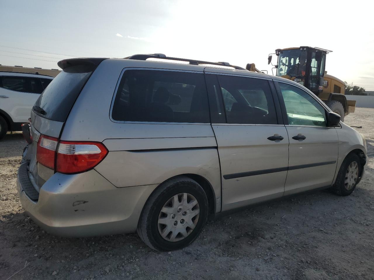 Image 3 of 2007 HONDA ODYSSEY LX 2007 with VIN 5FNRL38257B006345