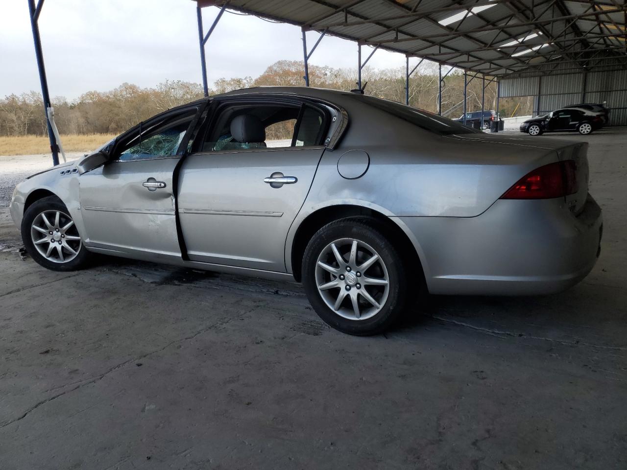 Image 2 of 2007 BUICK LUCERNE CXL 2007 with VIN 1G4HD57217U161287