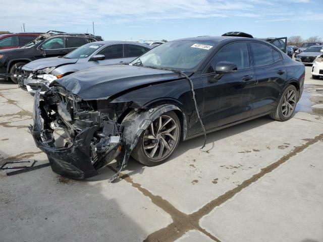 Obraz 1 z 2019 VOLVO S60 T5 MOMENTUM 2019 z VIN 7JR102FK6KG016885