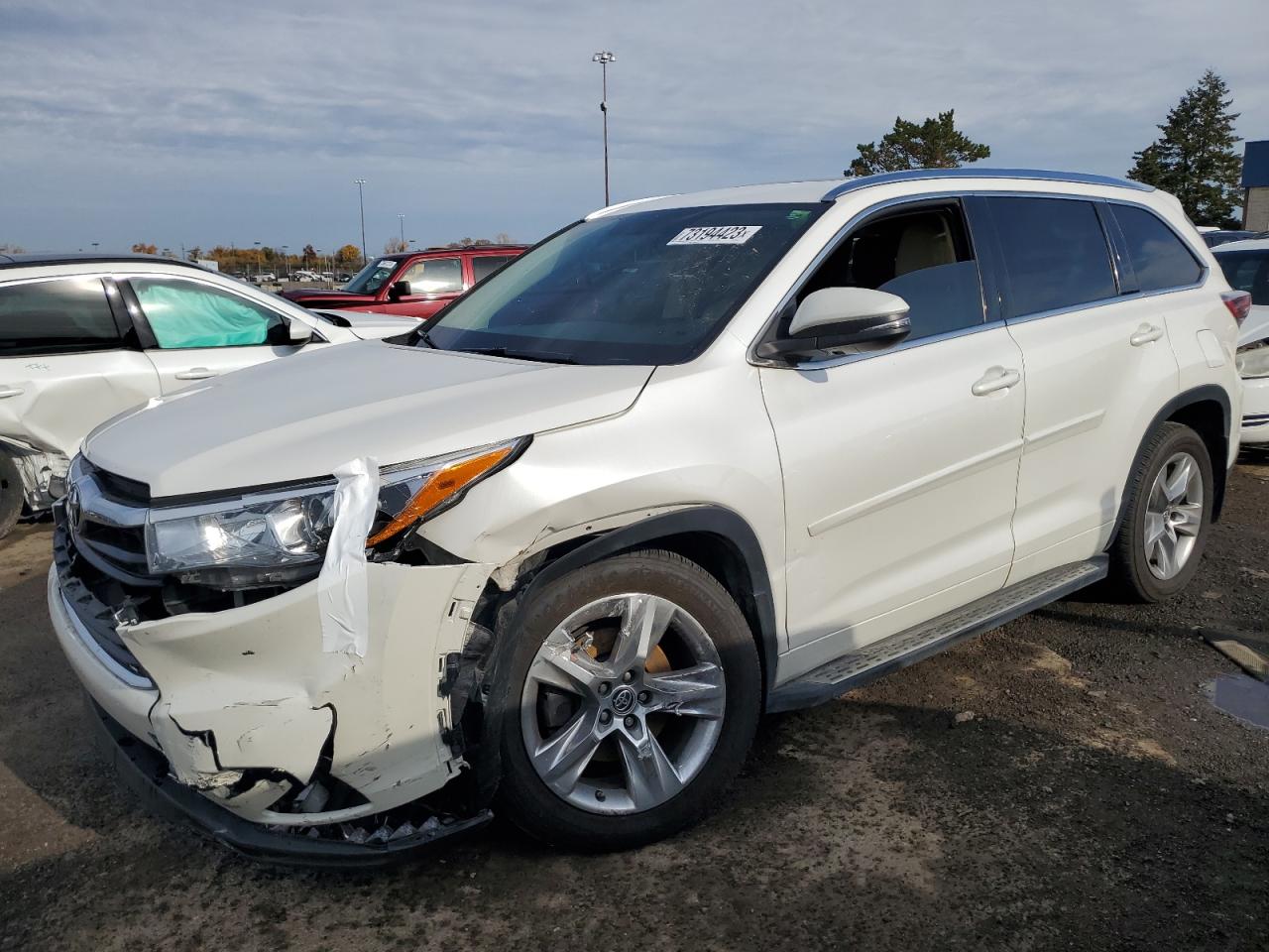 Image 1 of 2016 TOYOTA HIGHLANDER LIMITED 2016 with VIN 5TDDKRFH6GS250959