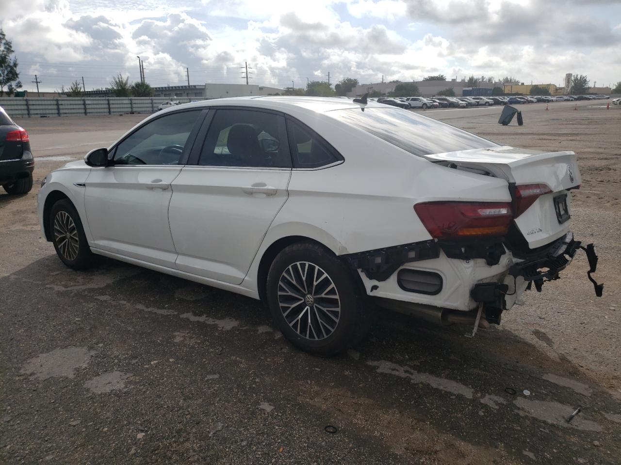 Obraz 2 z 2019 VOLKSWAGEN JETTA SEL 2019 z VIN 3VWE57BU3KM079273