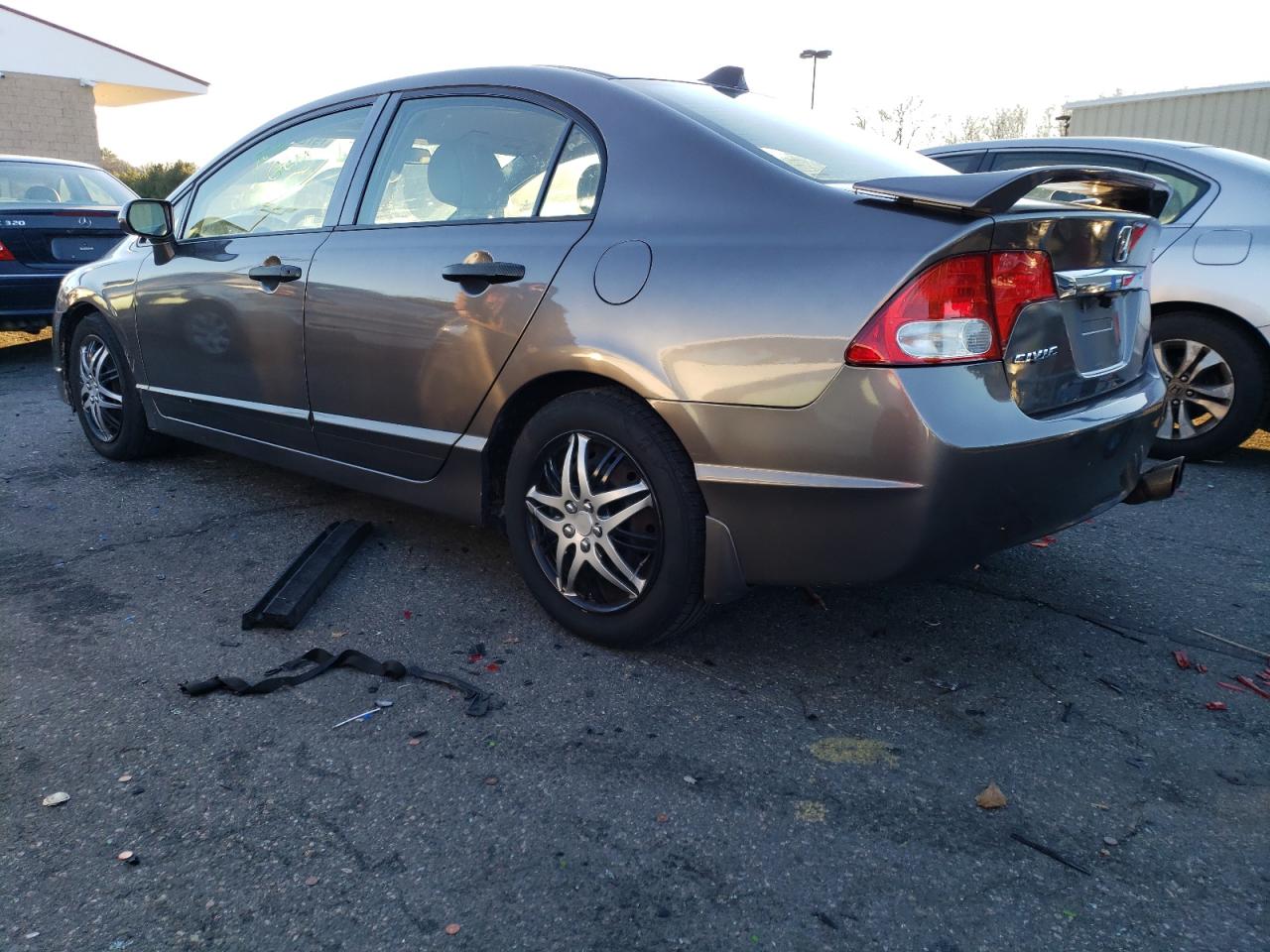 Изображение 2 2010 HONDA CIVIC LX 2010 с VIN 2HGFA1F56AH540726