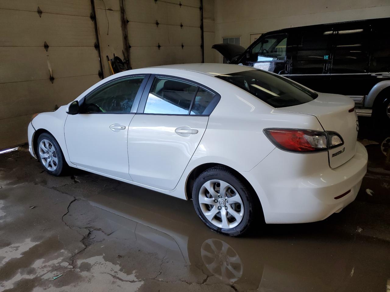Obraz 2 z 2012 MAZDA 3 I 2012 z VIN JM1BL1UG7C1551828