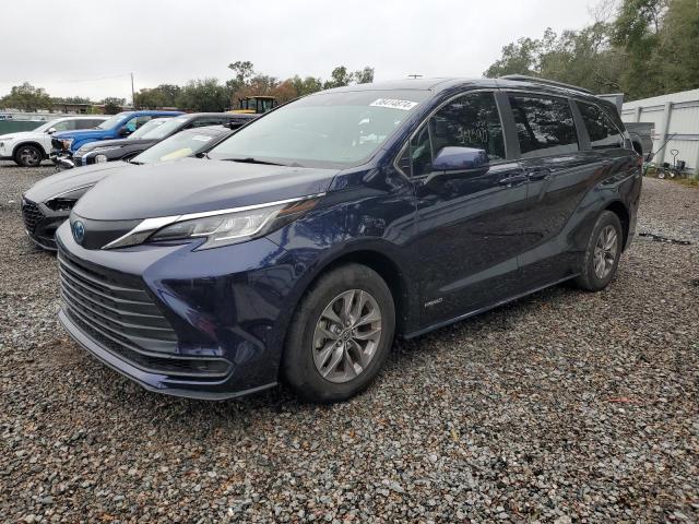 Image 1 of 2021 TOYOTA SIENNA LE 2021 with VIN 5TDKRKEC7MS058624