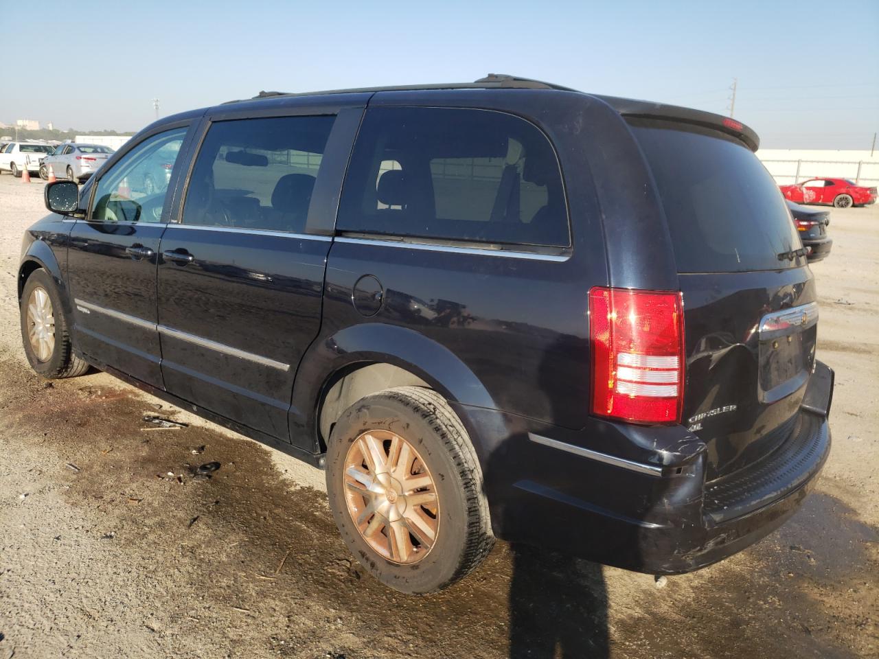 Image 2 of 2010 CHRYSLER TOWN & COUNTRY TOURING 2010 with VIN 2A4RR5DX8AR279944