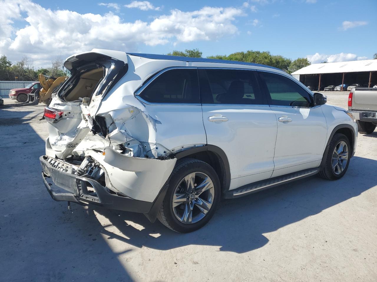 Изображение 3 2018 TOYOTA HIGHLANDER LIMITED 2018 с VIN 5TDYZRFH6JS252425
