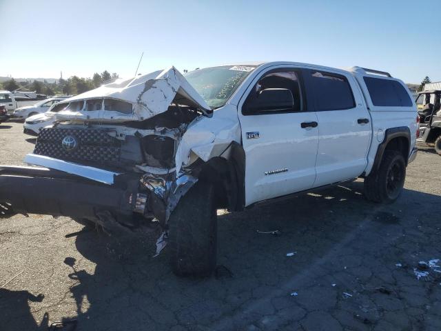 Image 1 of 2018 TOYOTA TUNDRA CREWMAX SR5 2018 with VIN 5TFDY5F11JX694763