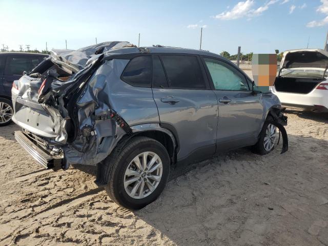 Obraz 3 z 2022 TOYOTA COROLLA CROSS LE 2022 z VIN 7MUCAAAG7NV032658