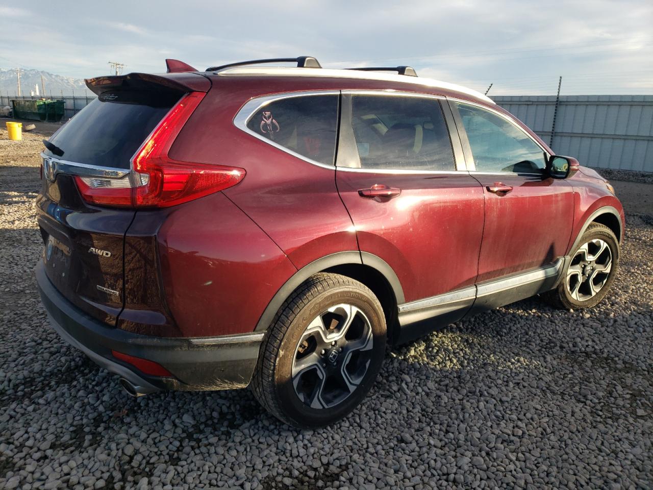 Image 3 of 2018 HONDA CR-V TOURING 2018 with VIN 7FARW2H99JE080684