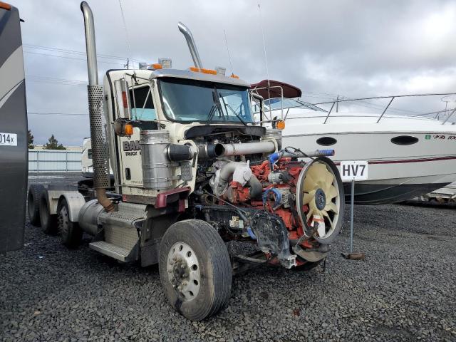 Image 1 of 2020 KENWORTH CONSTRUCTION T800 2020 with VIN 1XKDP40X1LJ385427