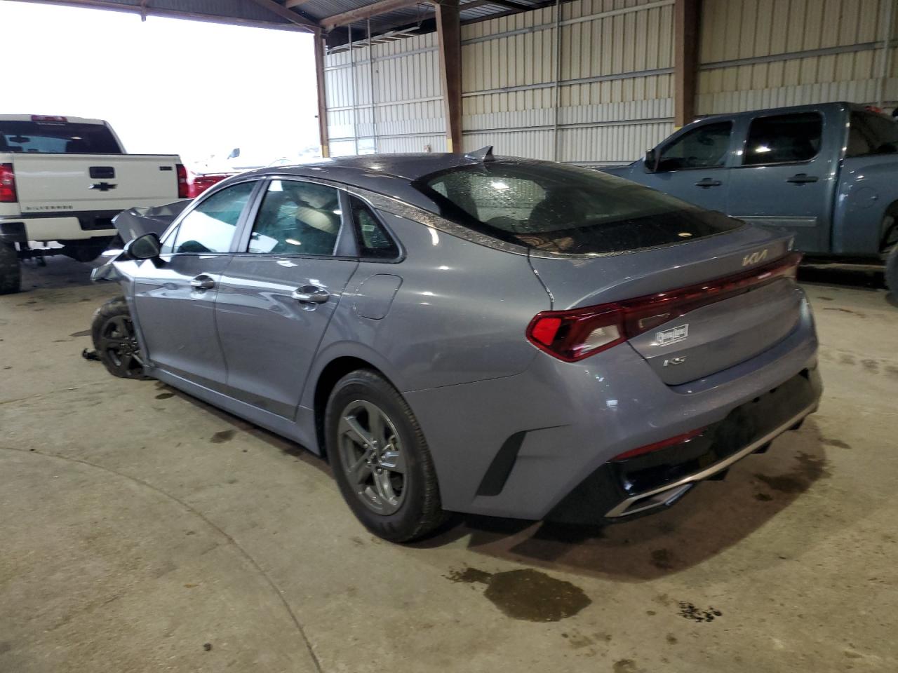 Image 2 of 2022 KIA K5 LXS 2022 with VIN 5XXG14J21NG126120