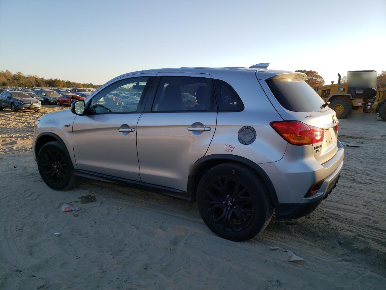 Изображение 2 2018 MITSUBISHI OUTLANDER SPORT ES 2018 с VIN JA4AR3AU8JZ025183