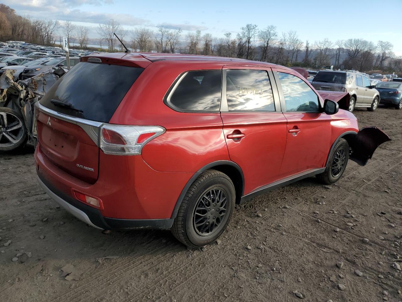 Image 3 of 2015 MITSUBISHI OUTLANDER ES 2015 with VIN JA4AD2A38FZ011789