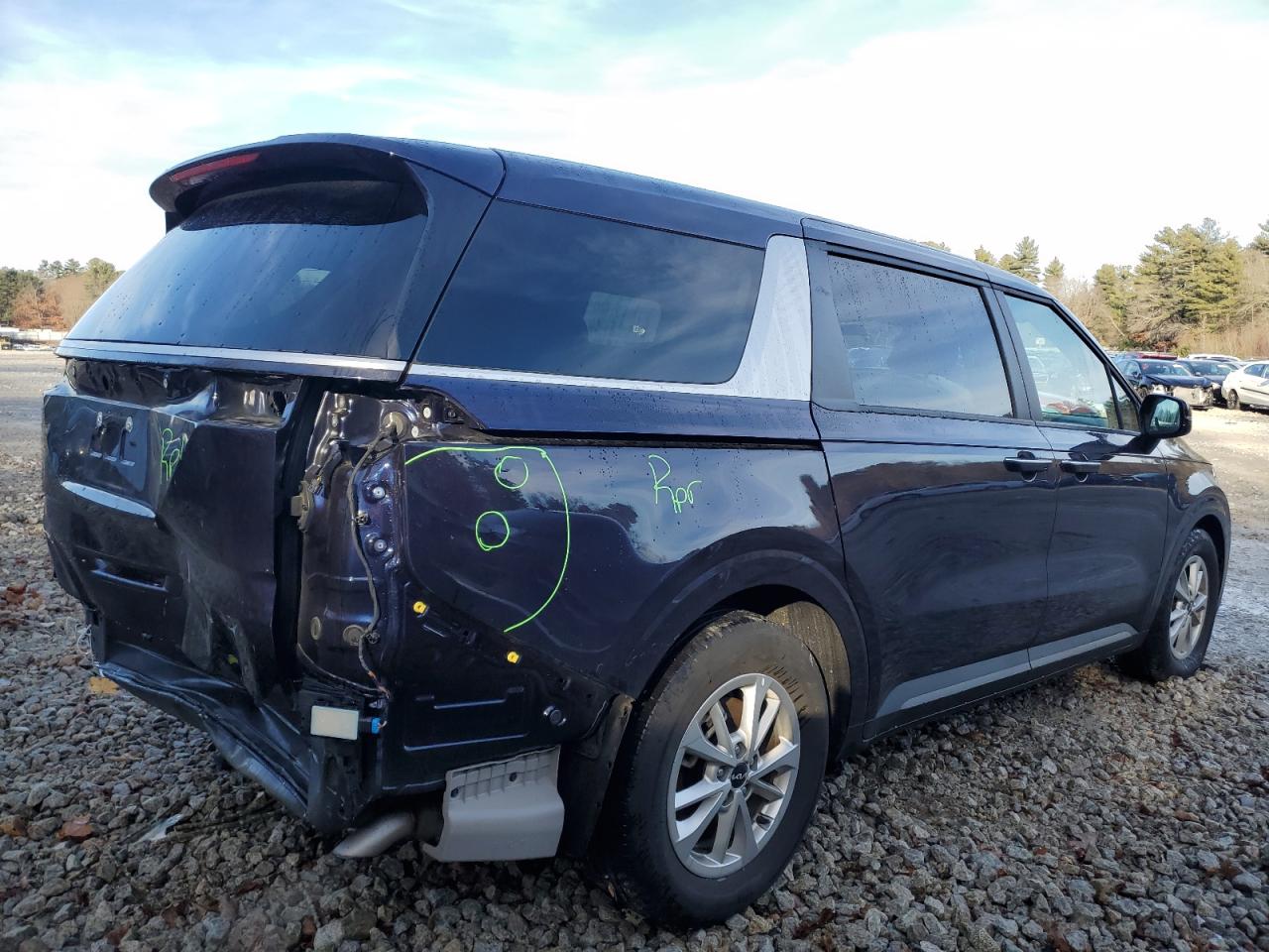 Image 3 of 2023 KIA CARNIVAL LX 2023 with VIN KNDNB4H31P6289919