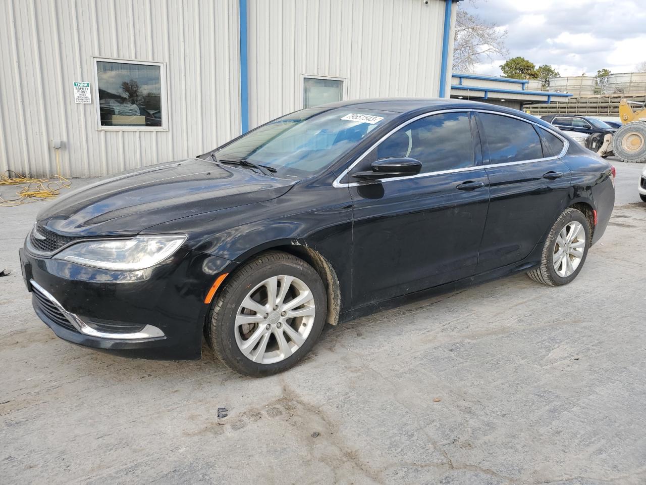 Изображение 2016 CHRYSLER 200 LIMITED 2016