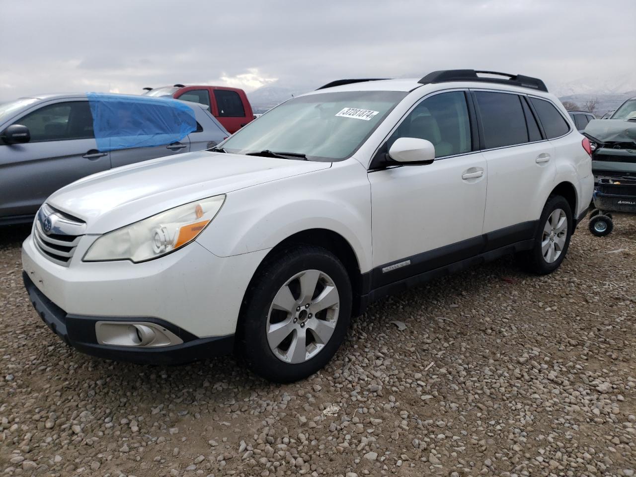 Image 1 of 2011 SUBARU OUTBACK 2.5I PREMIUM 2011 with VIN 4S4BRBCC0B3399103