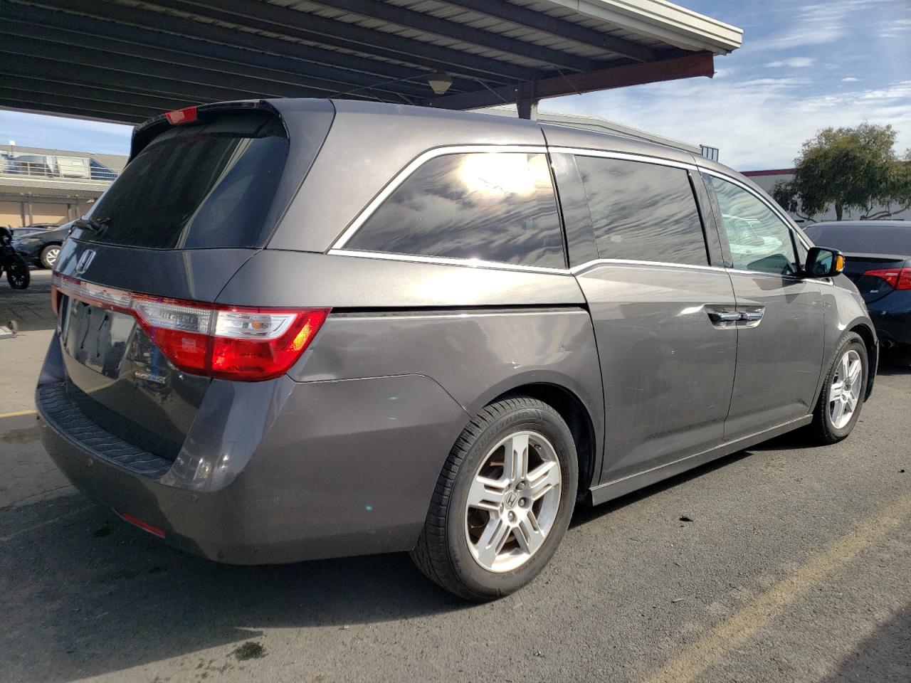 Obraz 3 z 2013 HONDA ODYSSEY TOURING 2013 z VIN 5FNRL5H99DB022536