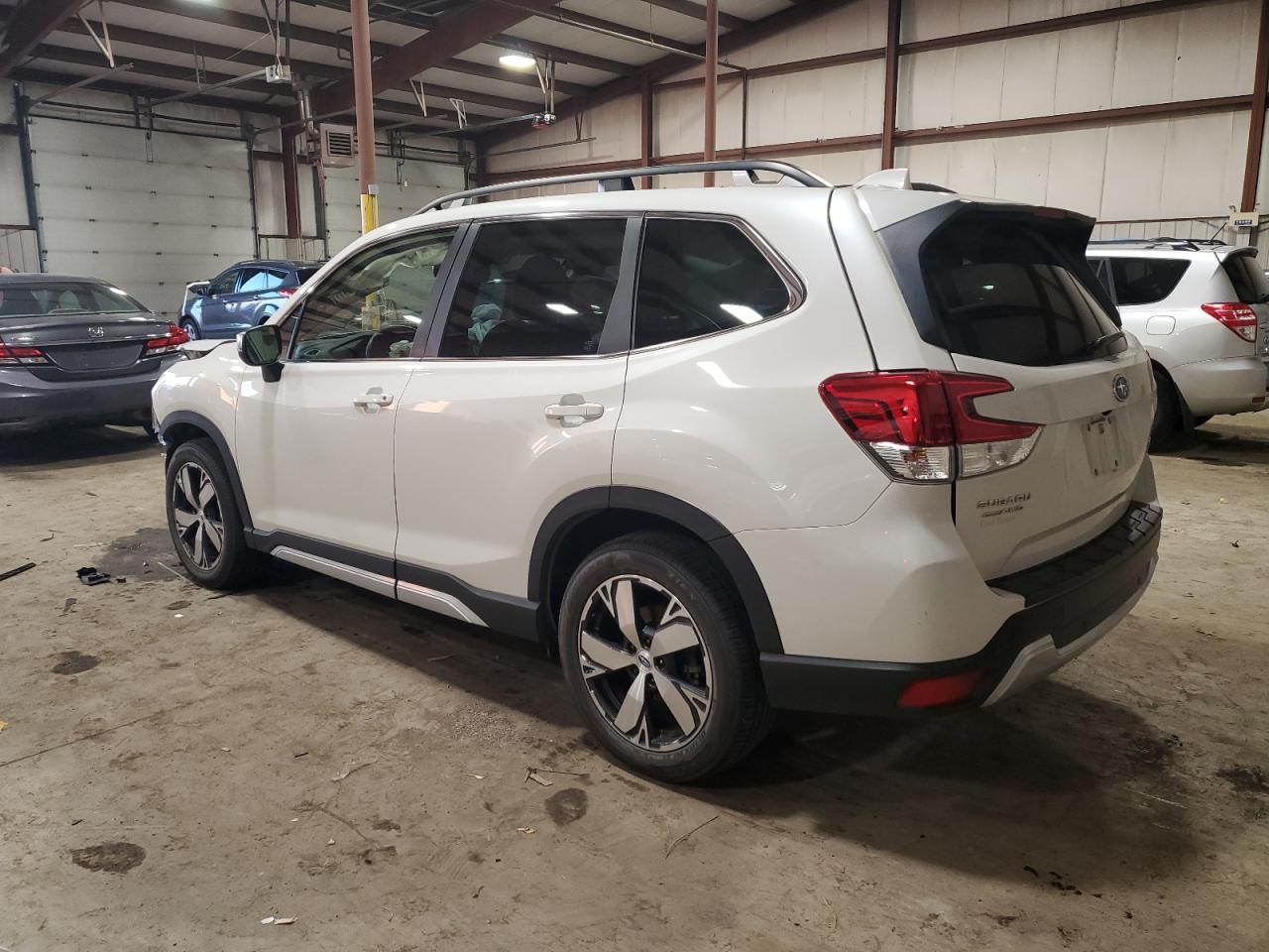 Image 2 of 2020 SUBARU FORESTER TOURING 2020 with VIN JF2SKAXC9LH456577