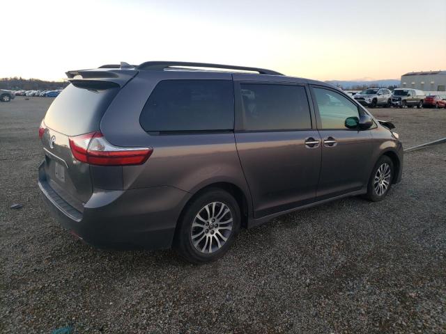 Obraz 3 z 2019 TOYOTA SIENNA XLE 2019 z VIN 5TDYZ3DC3KS994416