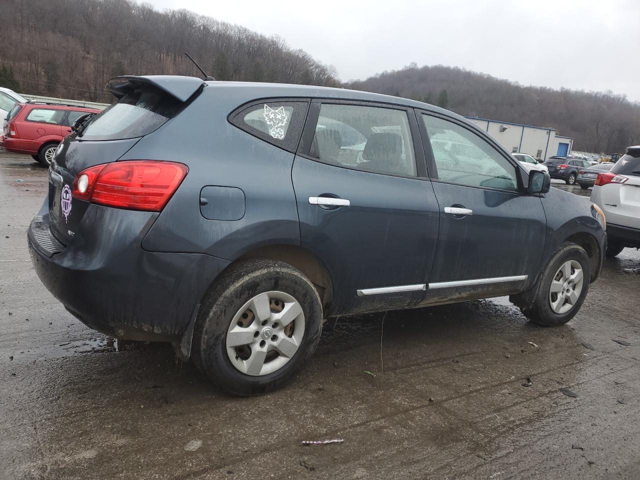 Image 3 of 2014 NISSAN ROGUE SELECT S 2014 with VIN JN8AS5MV3EW706003