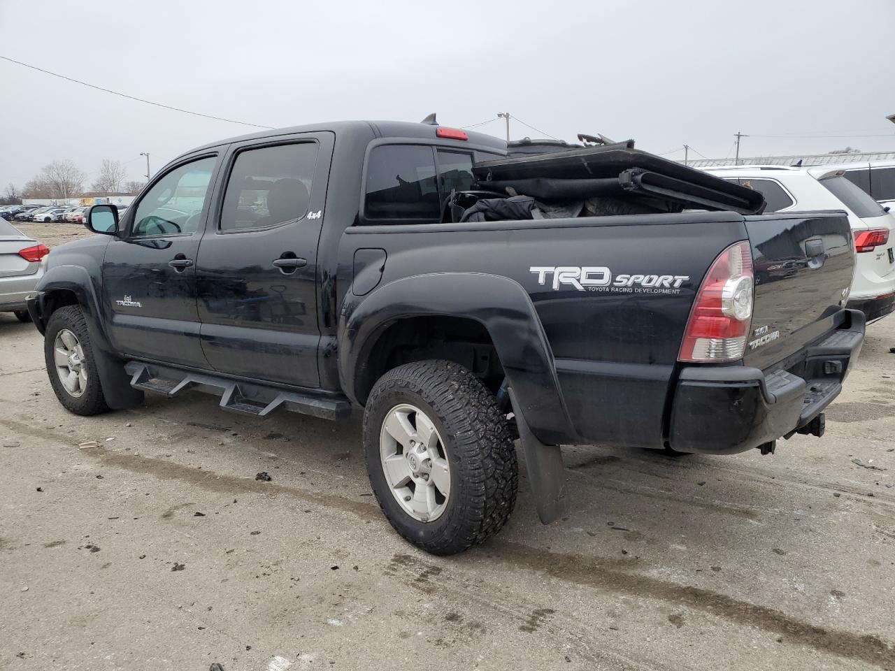 Obraz 2 z 2014 TOYOTA TACOMA DOUBLE CAB 2014 z VIN 3TMLU4ENXEM146892