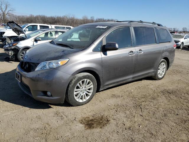 Изображение 1 2013 TOYOTA SIENNA XLE 2013 с VIN 5TDYK3DCXDS330394