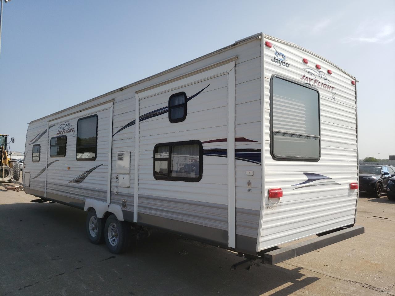 Image 3 of 2011 JAYCO JAY FLIGHT 2011 with VIN 1UJBJ0BS0B1EG0484