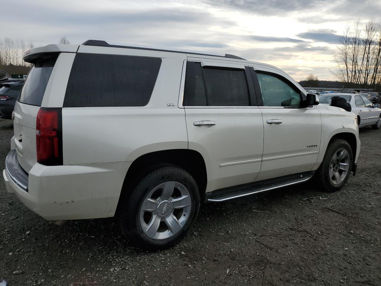 Image 3 of 2015 CHEVROLET TAHOE K1500 LTZ 2015 with VIN 1GNSKCKC4FR732199