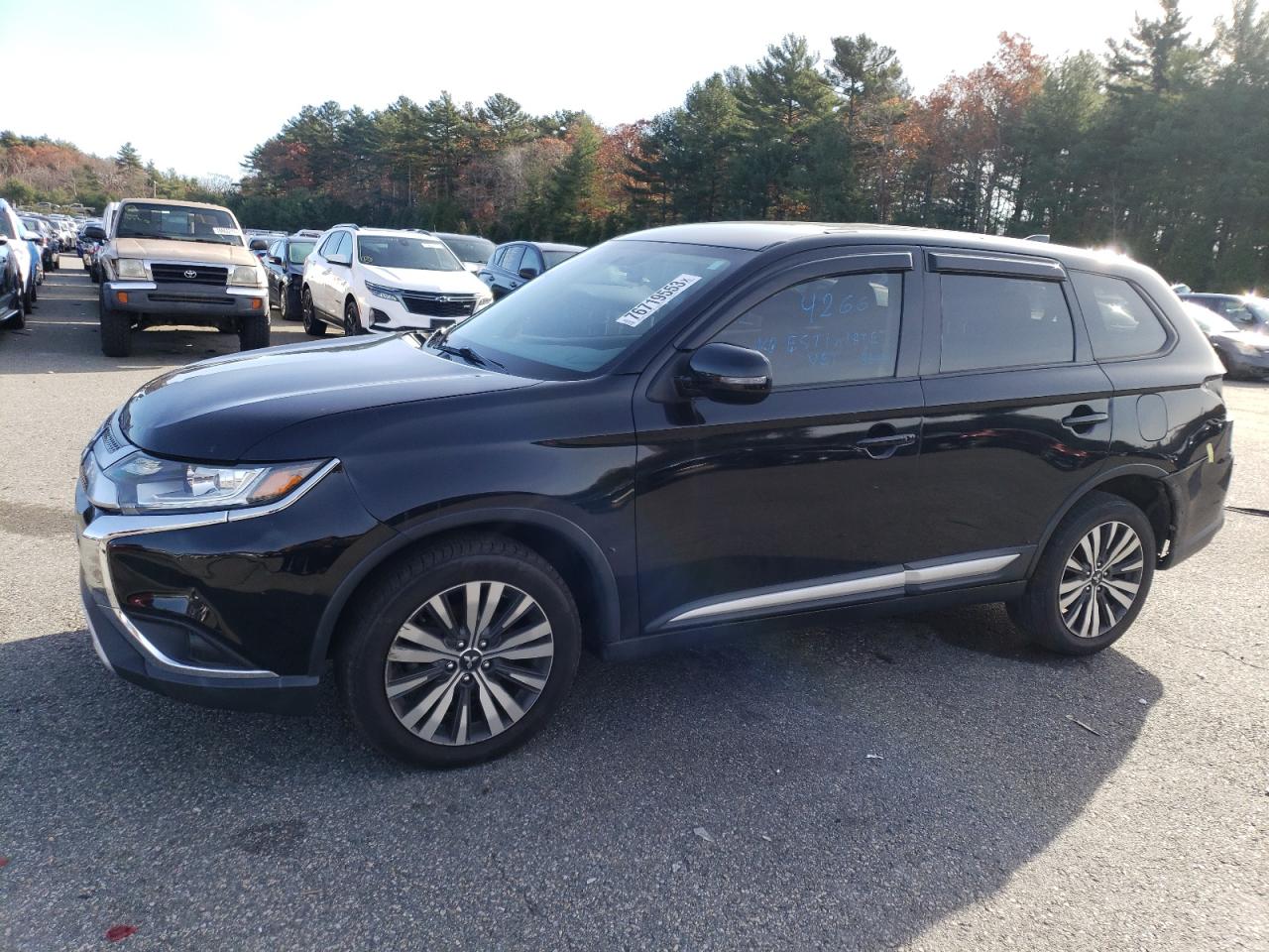 Obraz 2019 MITSUBISHI OUTLANDER SE 2019
