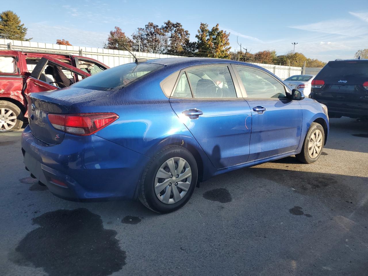 Image 3 of 2018 KIA RIO LX 2018 with VIN 3KPA24AB1JE144641
