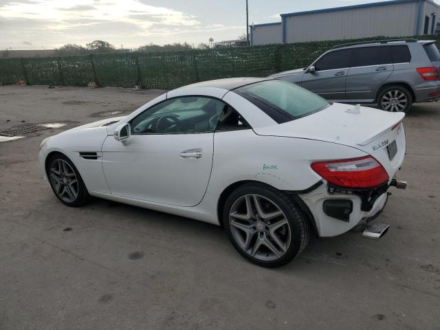 Image 2 of 2014 MERCEDES-BENZ SLK 250 2014 with VIN WDDPK4HA5EF089135