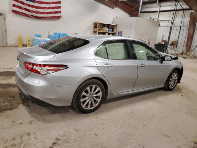 Obraz 3 z 2018 TOYOTA CAMRY L 2018 z VIN JTNB11HK7J3019528