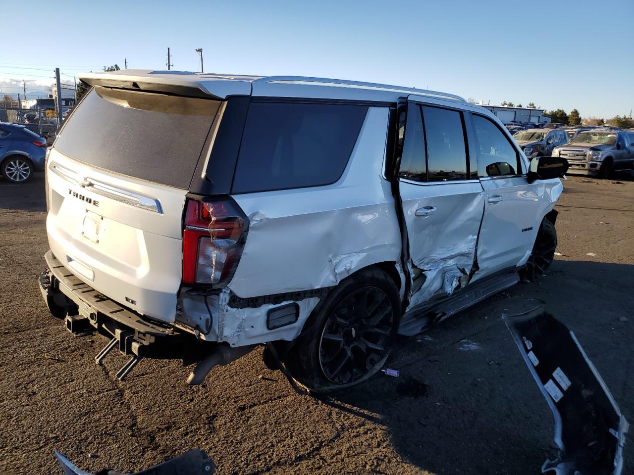 Image 3 of 2022 CHEVROLET TAHOE K1500 LT 2022 with VIN 1GNSKNKD4NR216198