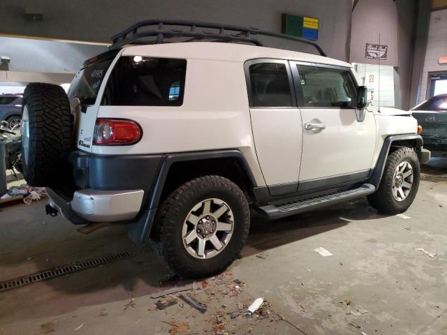 Image 3 of 2014 TOYOTA FJ CRUISER  2014 with VIN JTEBU4BF2EK189795