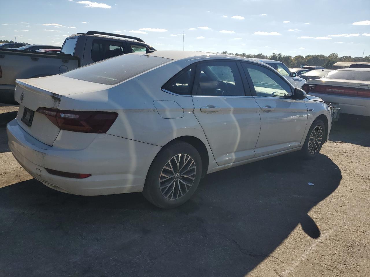 Image 3 of 2019 VOLKSWAGEN JETTA SEL 2019 with VIN 3VWE57BU7KM097100