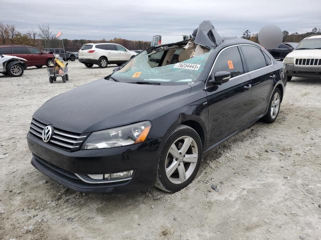 Obraz 1 z 2015 VOLKSWAGEN PASSAT S 2015 z VIN 1VWAT7A37FC104258