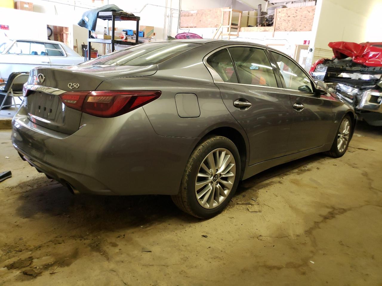 Изображение 3 2020 INFINITI Q50 PURE 2020 с VIN JN1EV7AR2LM256315