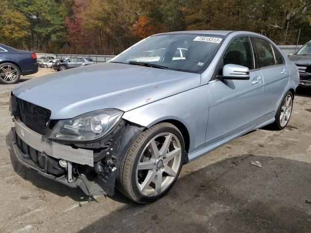 Obraz 1 z 2014 MERCEDES-BENZ C 250 2014 z VIN WDDGF4HB7EA959171