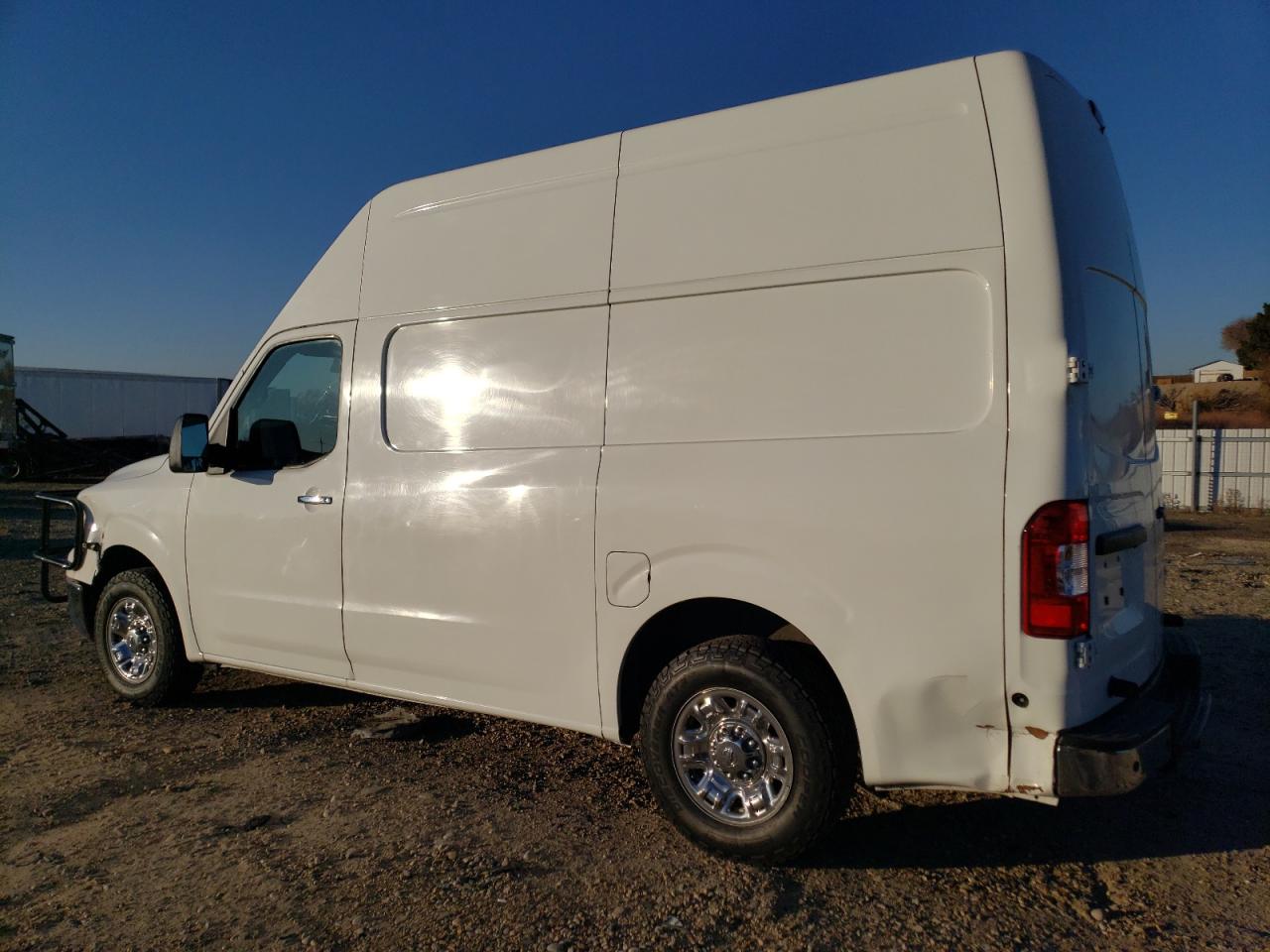 Image 2 of 2017 NISSAN NV 2500 S 2017 with VIN 1N6BF0LY6HN809250