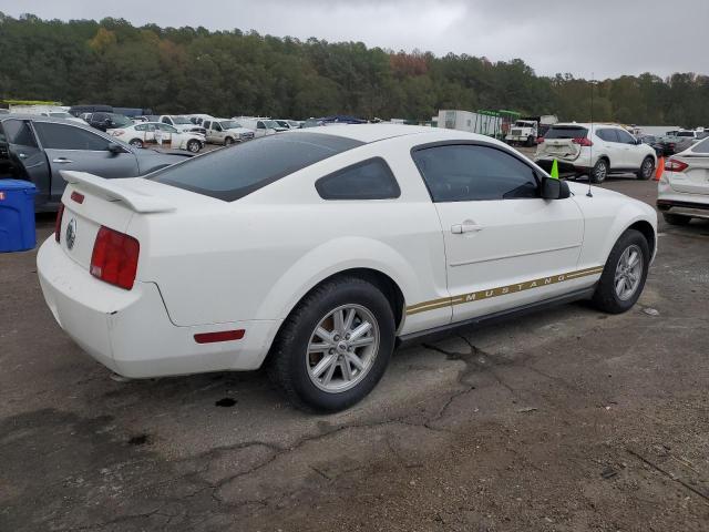 Obraz 3 z 2005 FORD MUSTANG  2005 z VIN 1ZVFT80N655215594