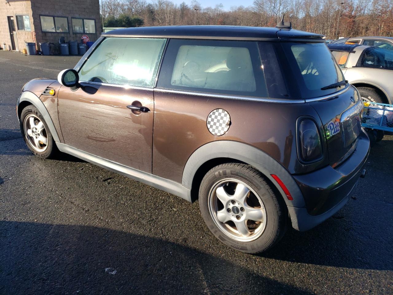 Obraz 2 z 2011 MINI COOPER  2011 z VIN WMWSU3C52BT091860