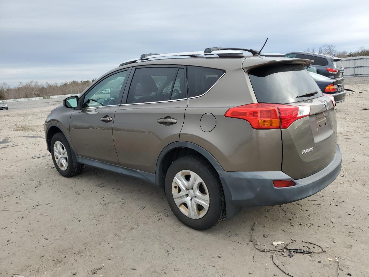 Obraz 2 z 2013 TOYOTA RAV4 LE 2013 z VIN 2T3BFREV7DW062321