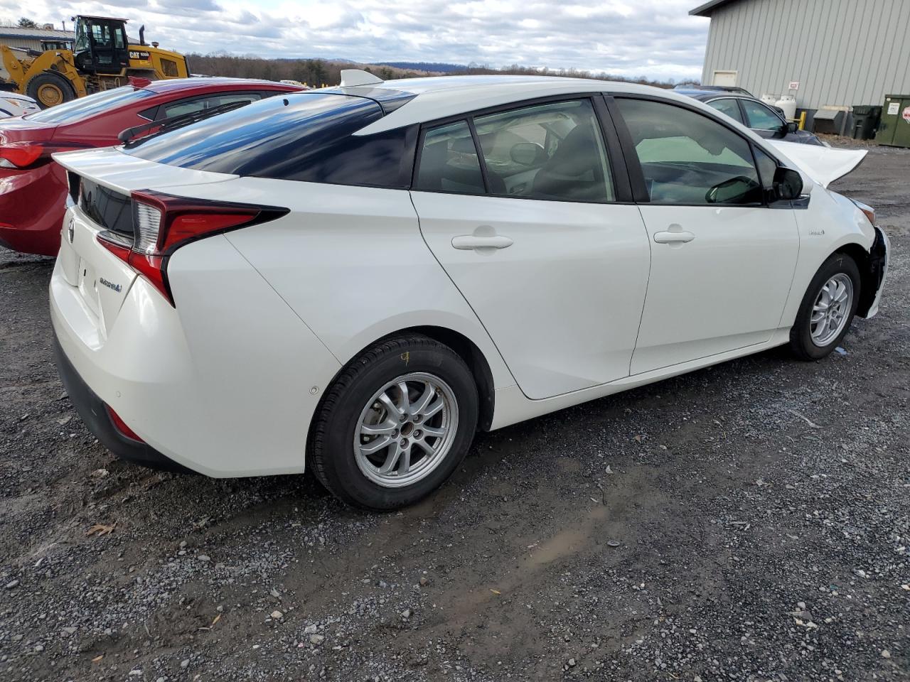 Image 3 of 2020 TOYOTA PRIUS L 2020 with VIN JTDKARFU5L3104586