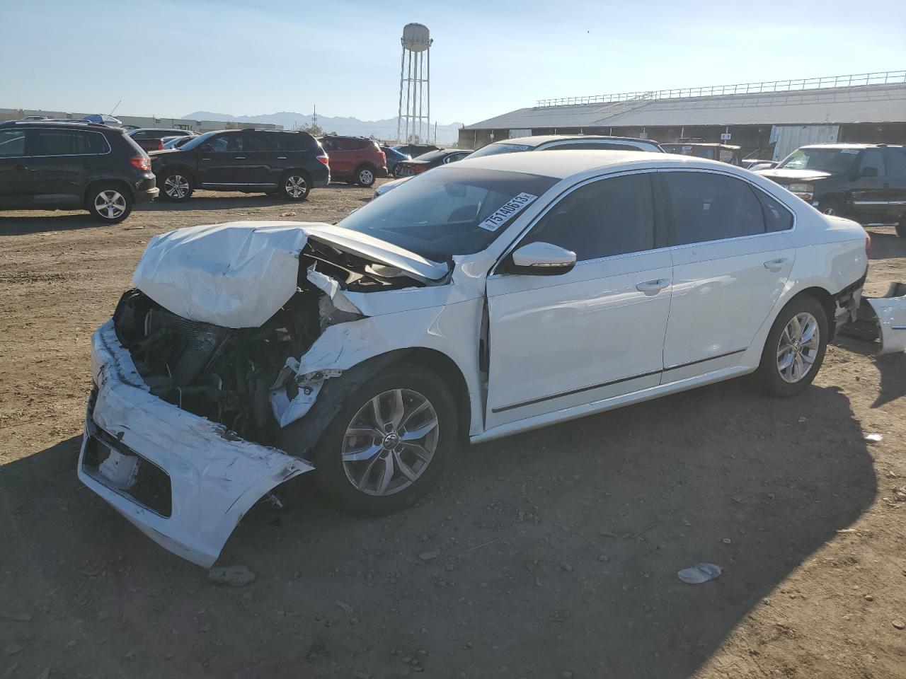 Изображение 2016 VOLKSWAGEN PASSAT S 2016