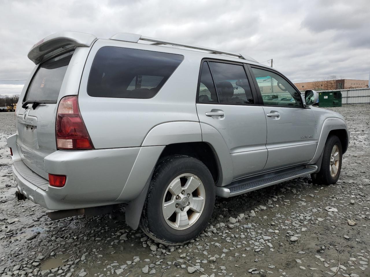 Image 3 of 2003 TOYOTA 4RUNNER LIMITED 2003 with VIN JTEBT17R530009447