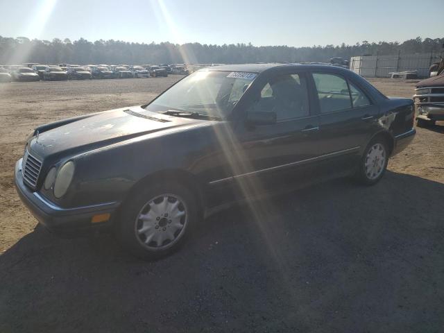 Obraz 1 z 1998 MERCEDES-BENZ E 320 1998 z VIN WDBJF65F5WA651225
