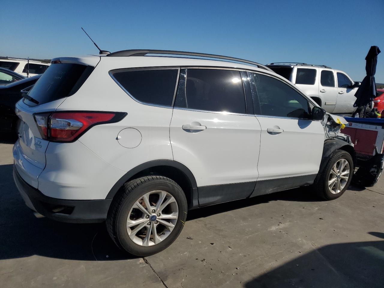 Obraz 3 z 2018 FORD ESCAPE SE 2018 z VIN 1FMCU0GD8JUC88222