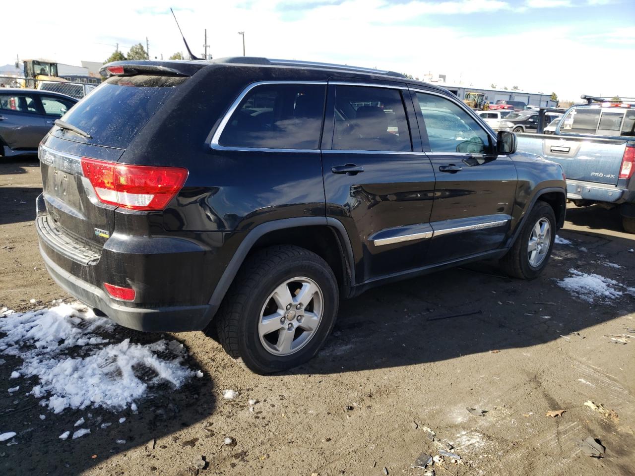 Obraz 3 z 2011 JEEP GRAND CHEROKEE LAREDO 2011 z VIN 1J4RR4GG0BC502963