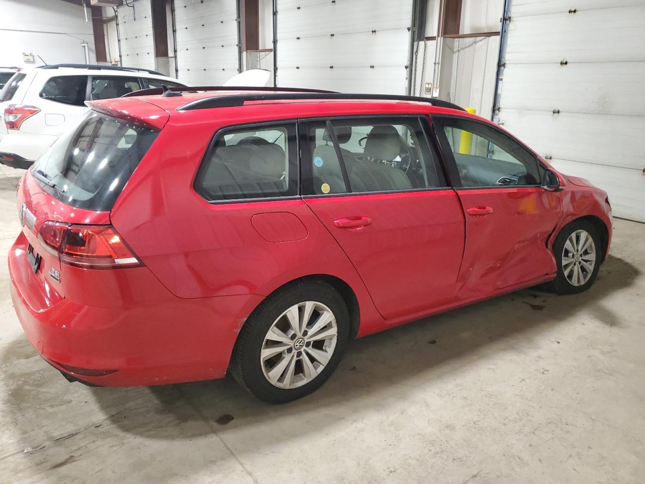 Image 3 of 2017 VOLKSWAGEN GOLF SPORTWAGEN S 2017 with VIN 3VW017AUXHM532742